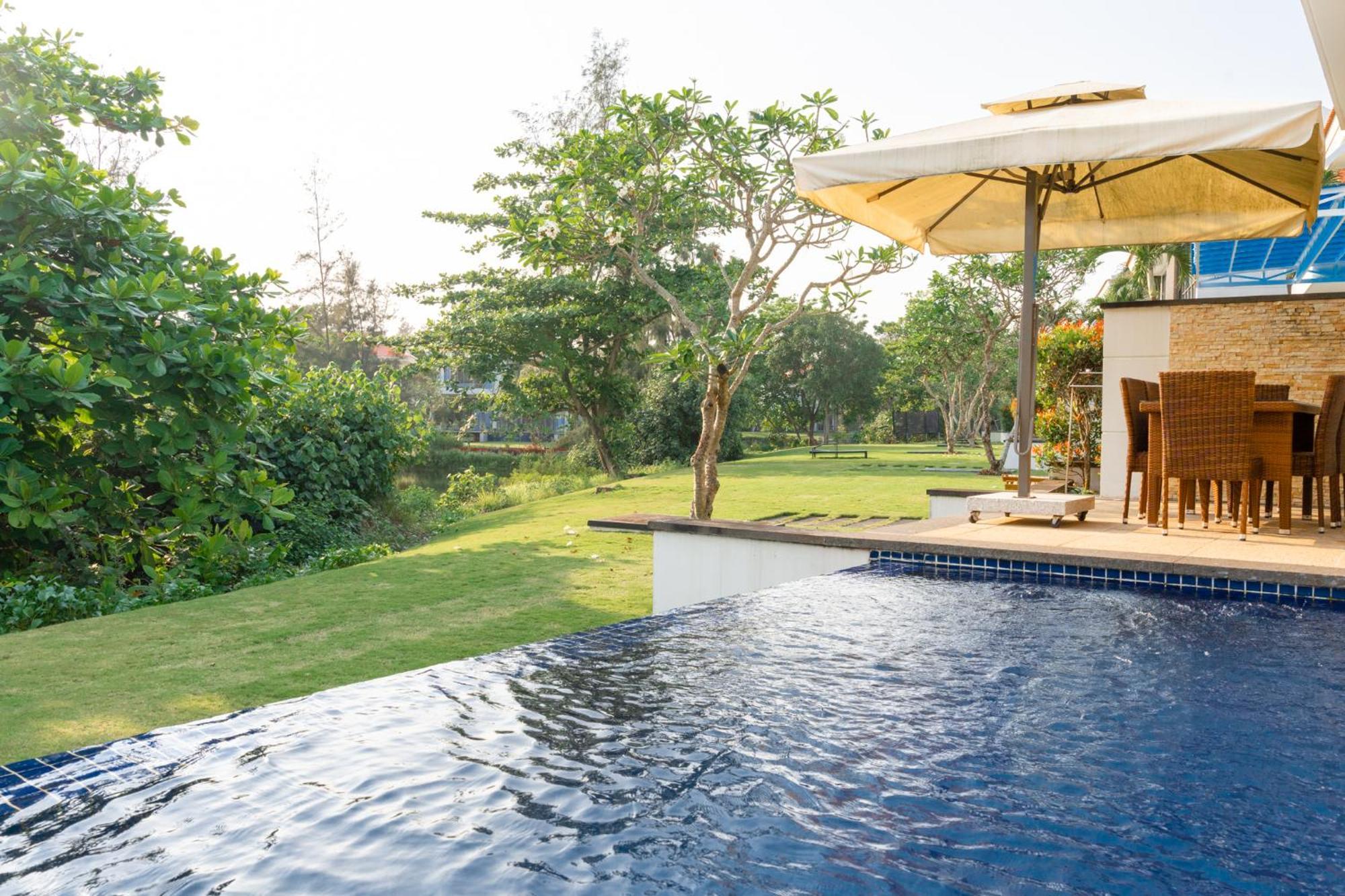 Diamond Beach Villa Da Nang Zewnętrze zdjęcie